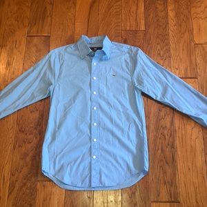 Vineyard Vines button down shirt
